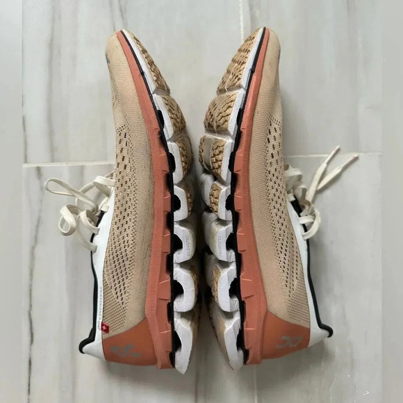 On Running On Cloudboom Women's Running Shoes in Savannah White Size 8.5 - Picture 10 of 16